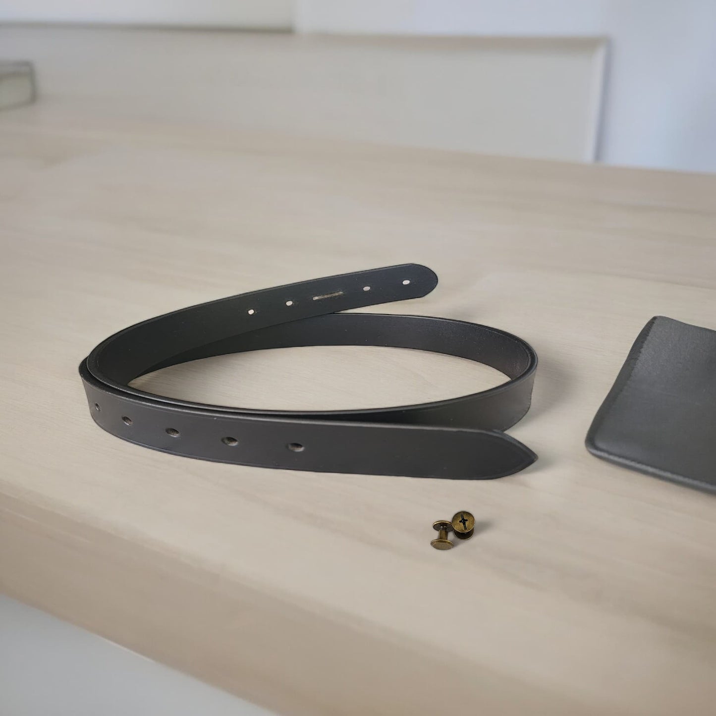 32mm | Black Creased | Strap Only - BeltUpOnline