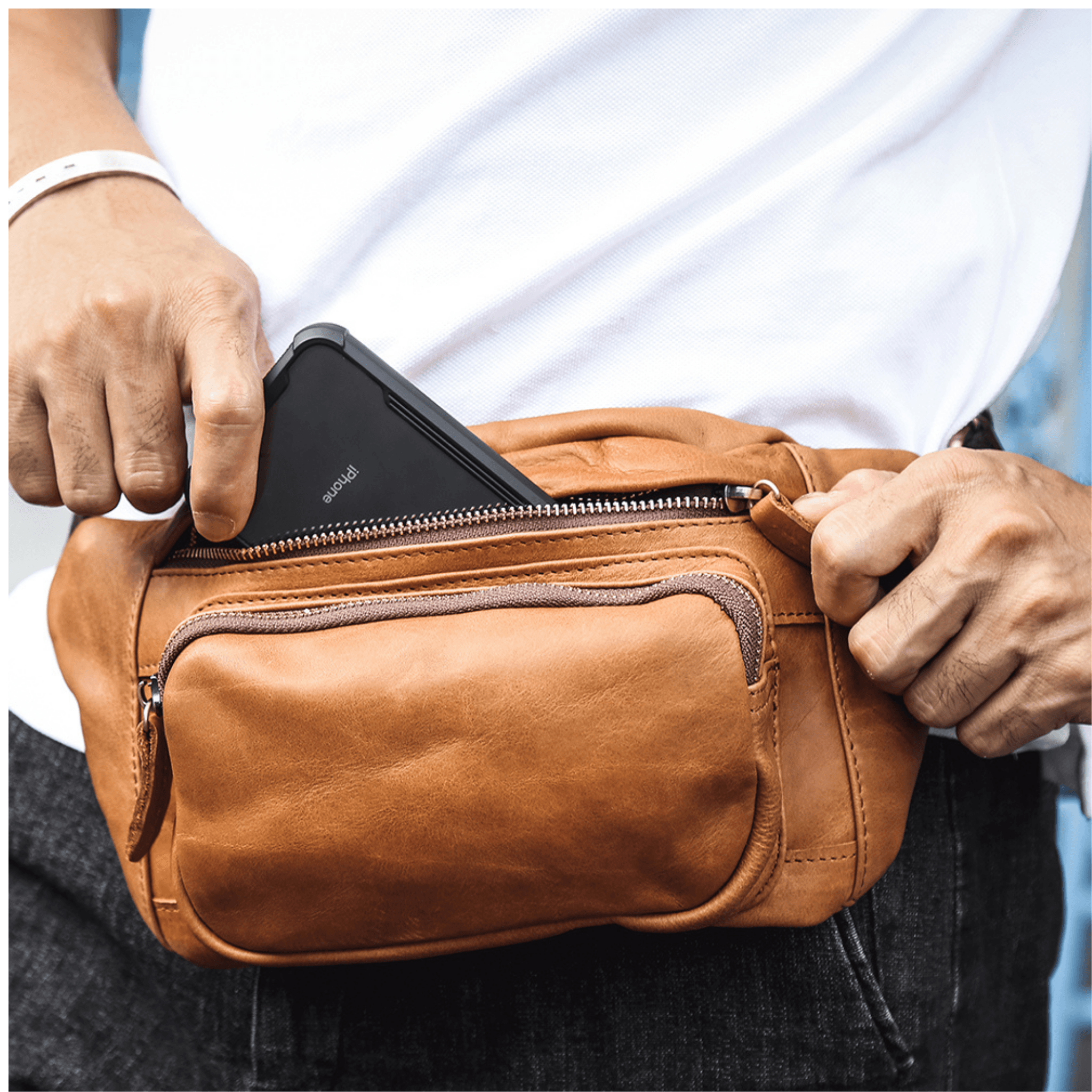 lifestyle-tan-leather-man-bag-beltup